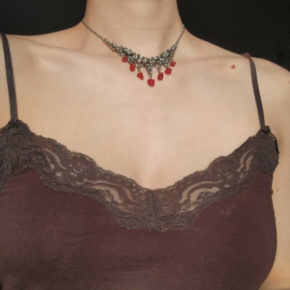 Gothic red vampire chandelier chunky silver necklace - Picture 5 of 9